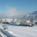 Premium-chalet Achental Mit Kamin Und Sauna דירה *