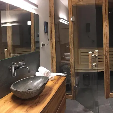 Premium-chalet Achental Mit Kamin Und Sauna Apartman Schleching