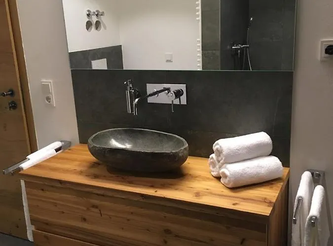 Апартаменты Premium-chalet Achental Mit Kamin Und Sauna Шлехинг